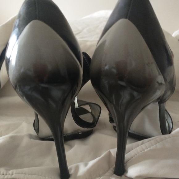 Jessica Simpson Patent Leather Black Stilettos - Picture 4 of 7